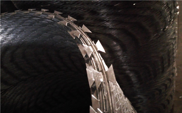 刺絲滾籠 刺絲滾籠