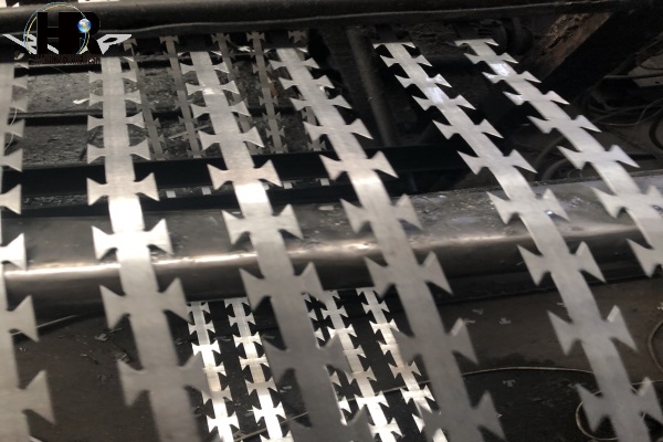 采購(gòu)刀片刺繩技巧 采購(gòu)刀片刺繩技巧